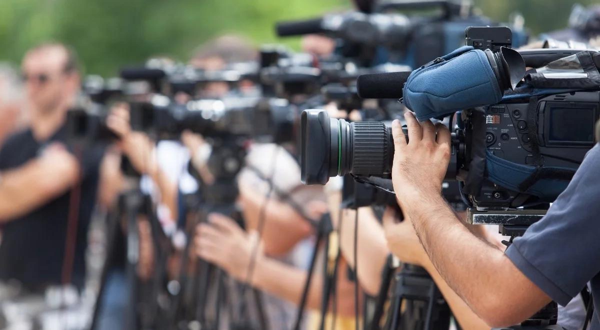 Rząd PiS naprawia błędy PO. Chce większej rekompensaty dla mediów publicznych