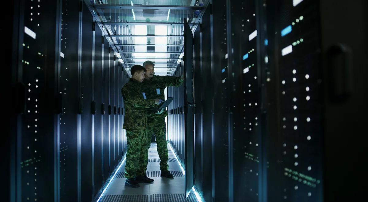 Wojska Obrony Cyberprzestrzeni. Ppłk Lipczyński: konflikt trwa, jesteśmy jego stroną