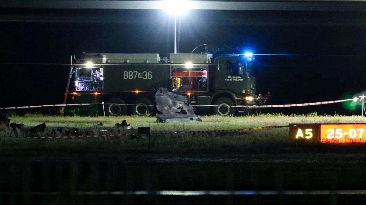 Nowe informacje po katastrofie F-16. Zniszczony pas startowy w Radomiu