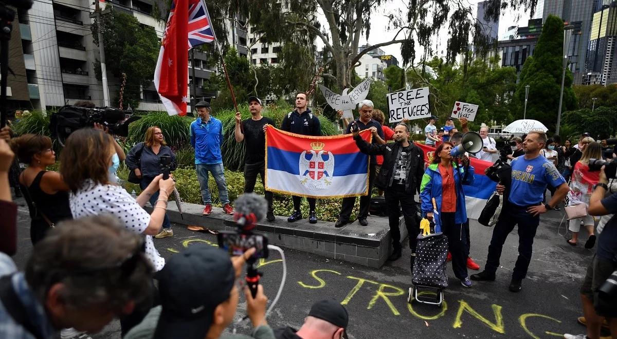 Australian Open: Novak Djoković spędził święta w hotelu. Protesty przed budynkiem