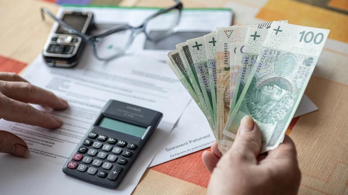 Czy dostaniesz 14. emeryturę? ZUS podał, kto zostanie bez pieniędzy. Sprawdź, czy jesteś na liście