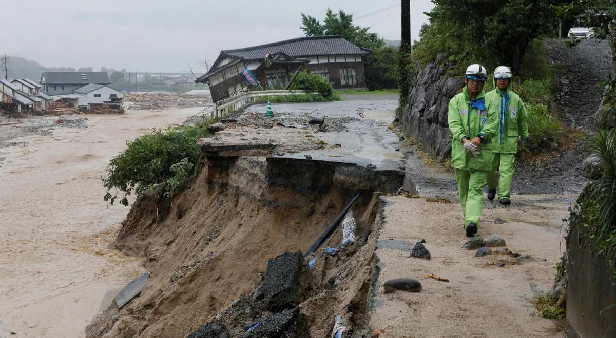 Powódź w Japonii. 6 osób nie żyje, wielu zaginionych, 420 tys. ewakuowanych