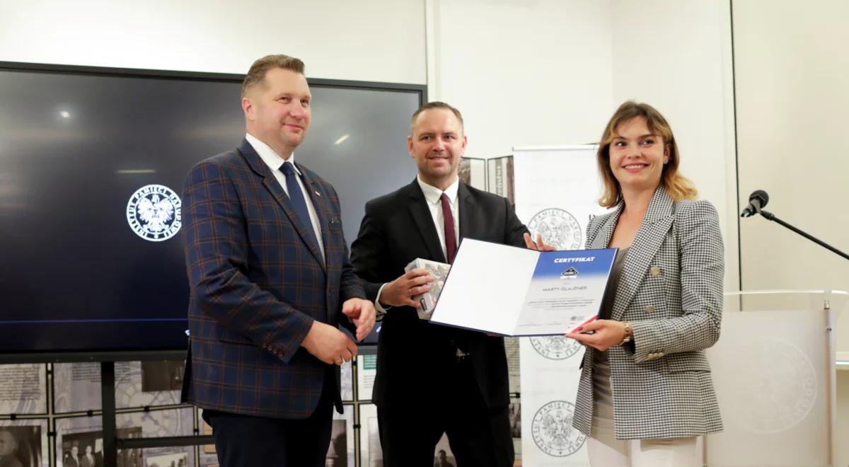 Gala szkoleń IPN i MEiN "Giganci nauki". Uczestnicy otrzymali certyfikaty