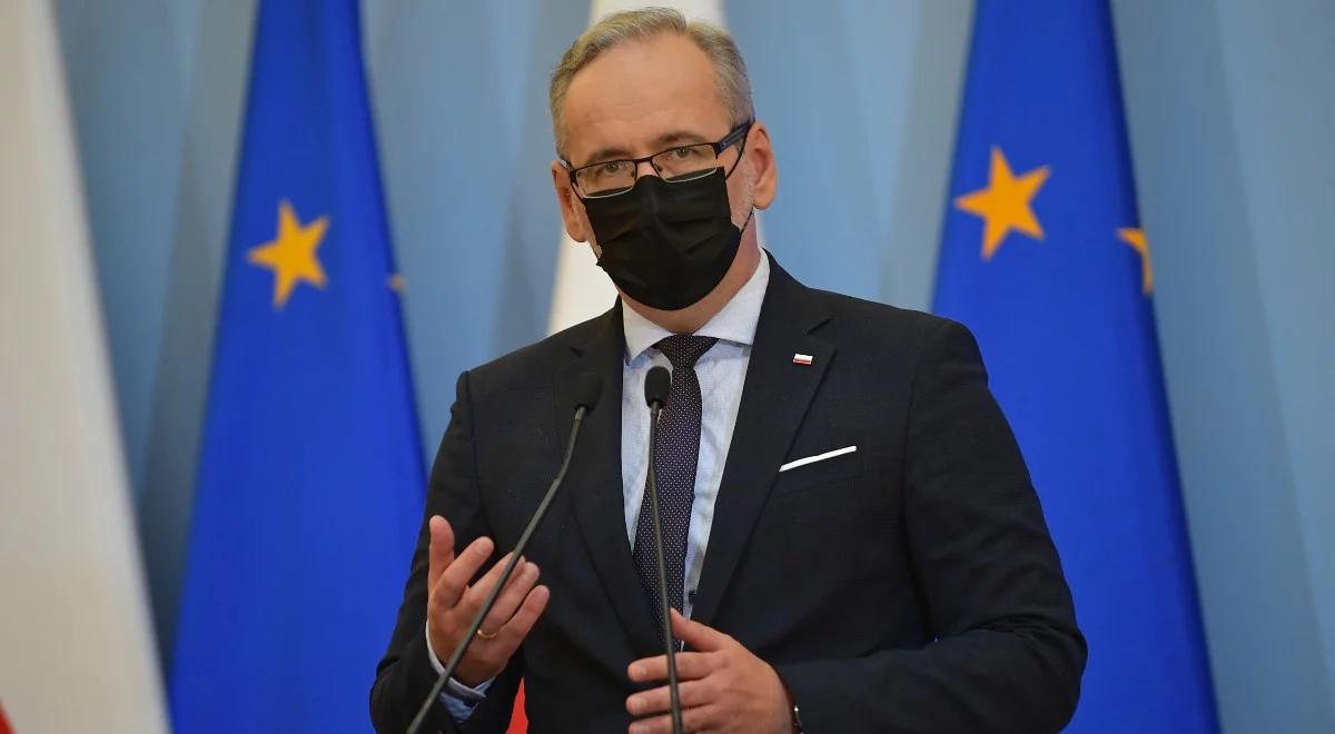 Minister zdrowia: czwarta fala będzie się rozpędzała, jesteśmy w punkcie przesilenia