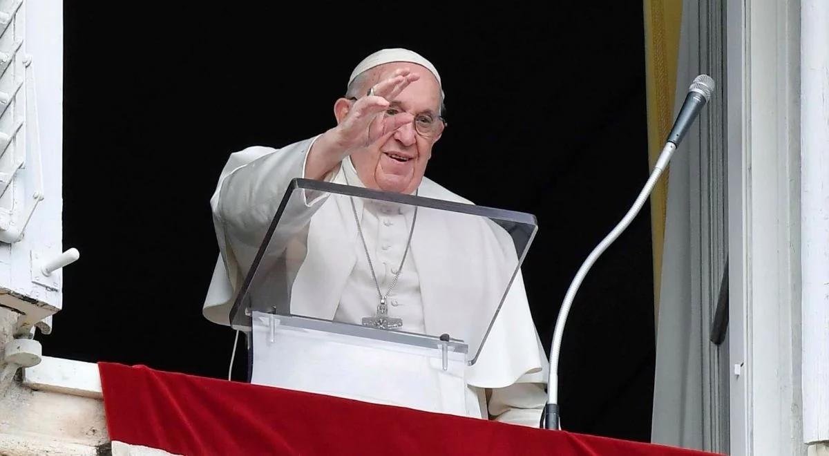 Papież Franciszek w szpitalu. Watykan potwierdził, kiedy z niego wyjdzie