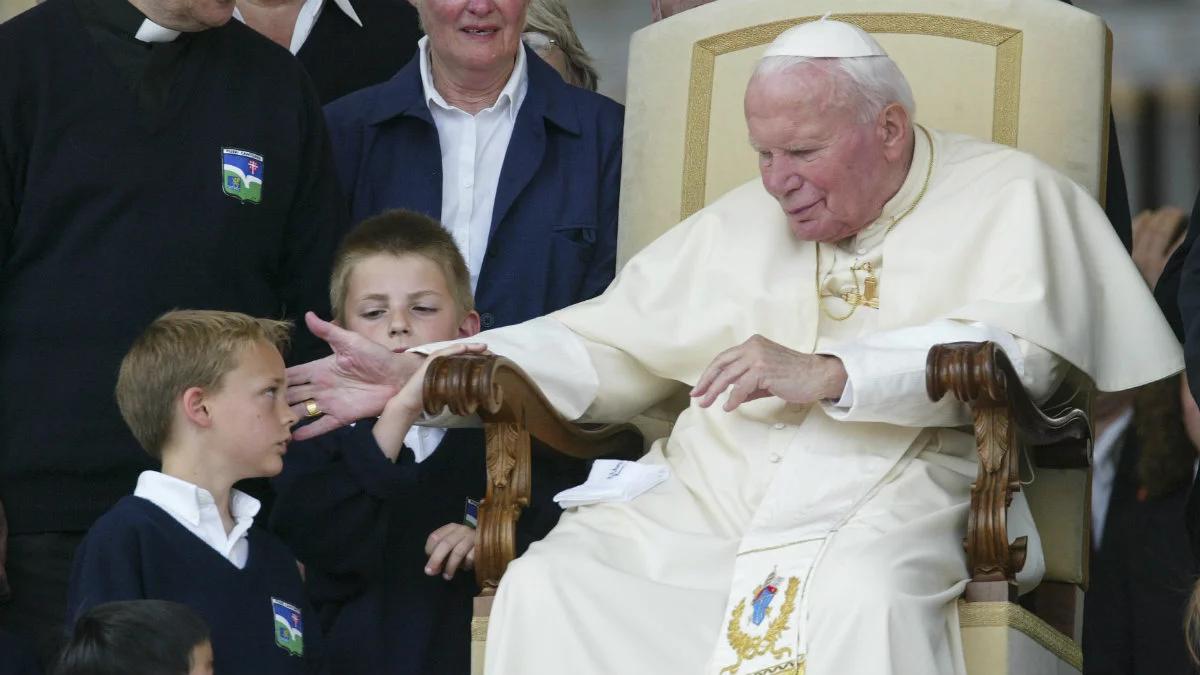 Multimedialny biogram Karola Wojtyły. "Jako społeczeństwo nie znamy osoby Jana Pawła II"