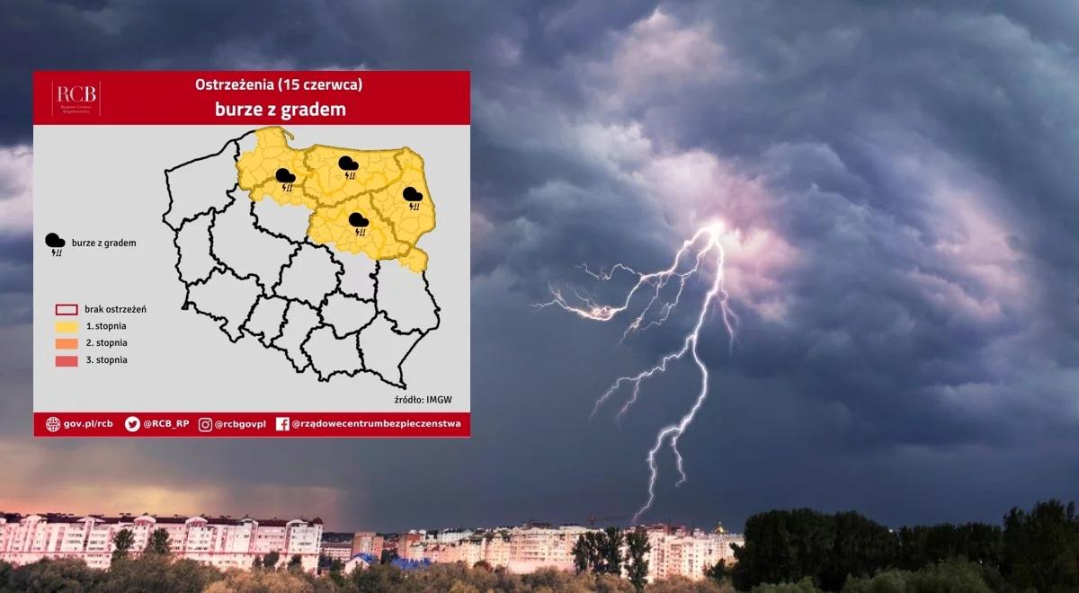 Uwaga na burze z gradem i silne opady deszczu. RCB i IMGW wydały alerty dla części kraju