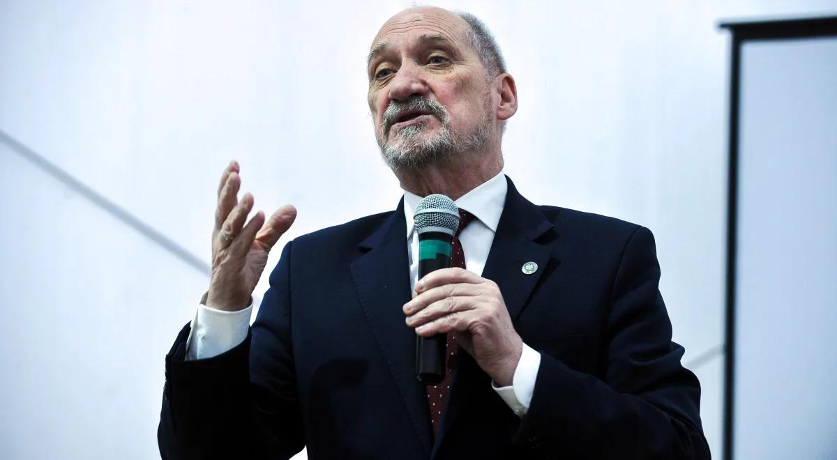 Macierewicz: program niepodległościowy KOR miał korzenie w harcerstwie