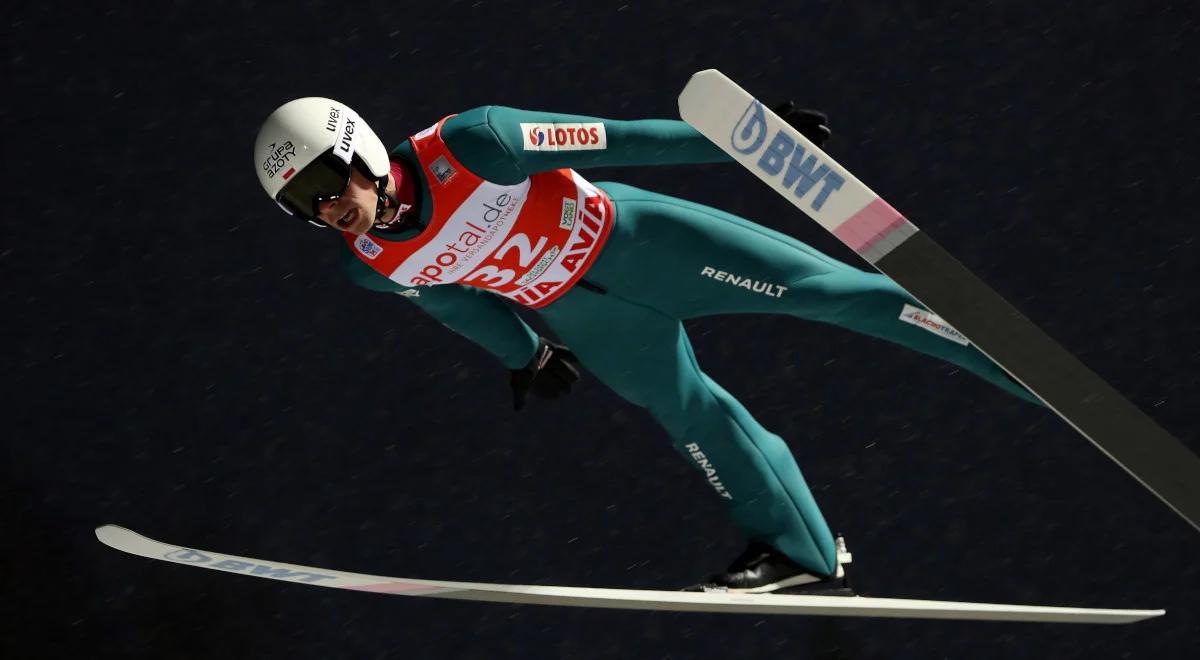 PŚ w skokach: błysk Piotra Żyły w kwalifikacjach w Klingenthal. Sześciu Polaków w konkursie 