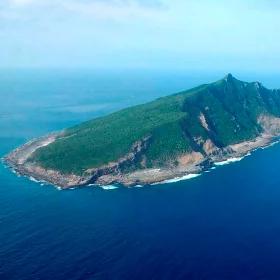 Japonia kupiła sporne wyspy. Chiny wysłały statki