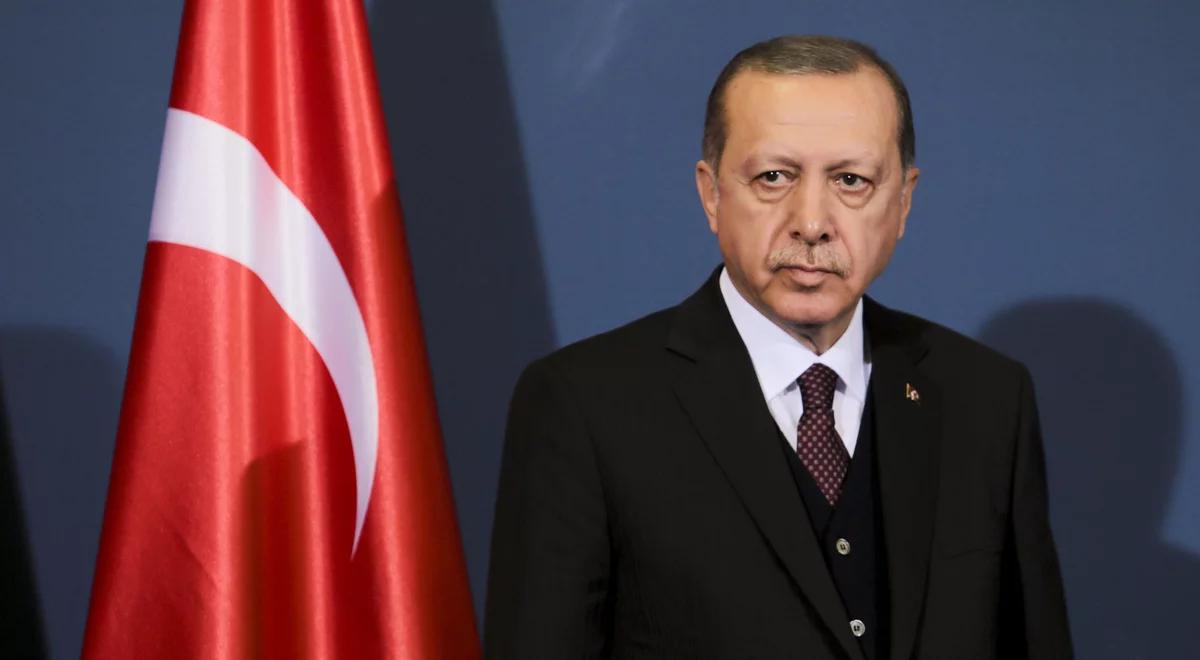 Turcja: Erdogan ostro potępił stosunek Macrona do muzułmanów we Francji
