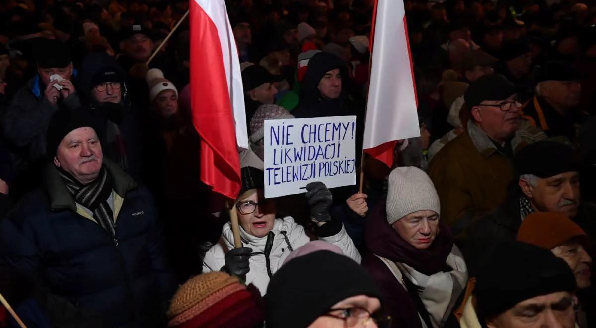 "Udział opozycjonistów z okresu PRL był symboliczny". Manasterski o demonstracji w obronie mediów publicznych