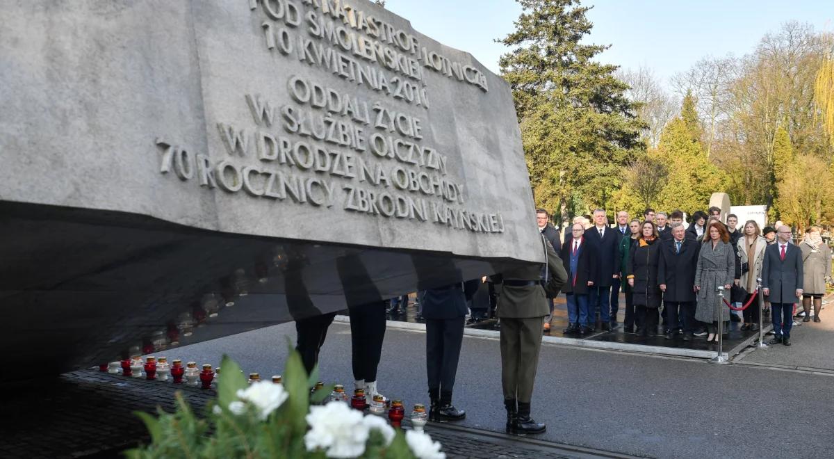 Matka Saakaszwiliego oddała hołd ofiarom katastrofy smoleńskiej