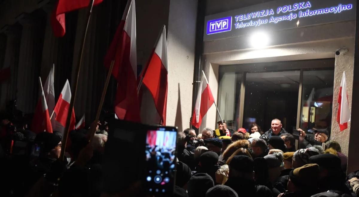 Komentarze po manifestacji w obronie mediów publicznych. "To ważny moment"