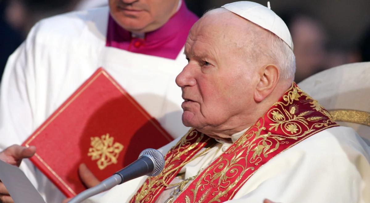 W Brukseli otwarto wystawę "Jan Paweł II - papież dialogu". "Jako pierwszy mówił o płucach Europy"