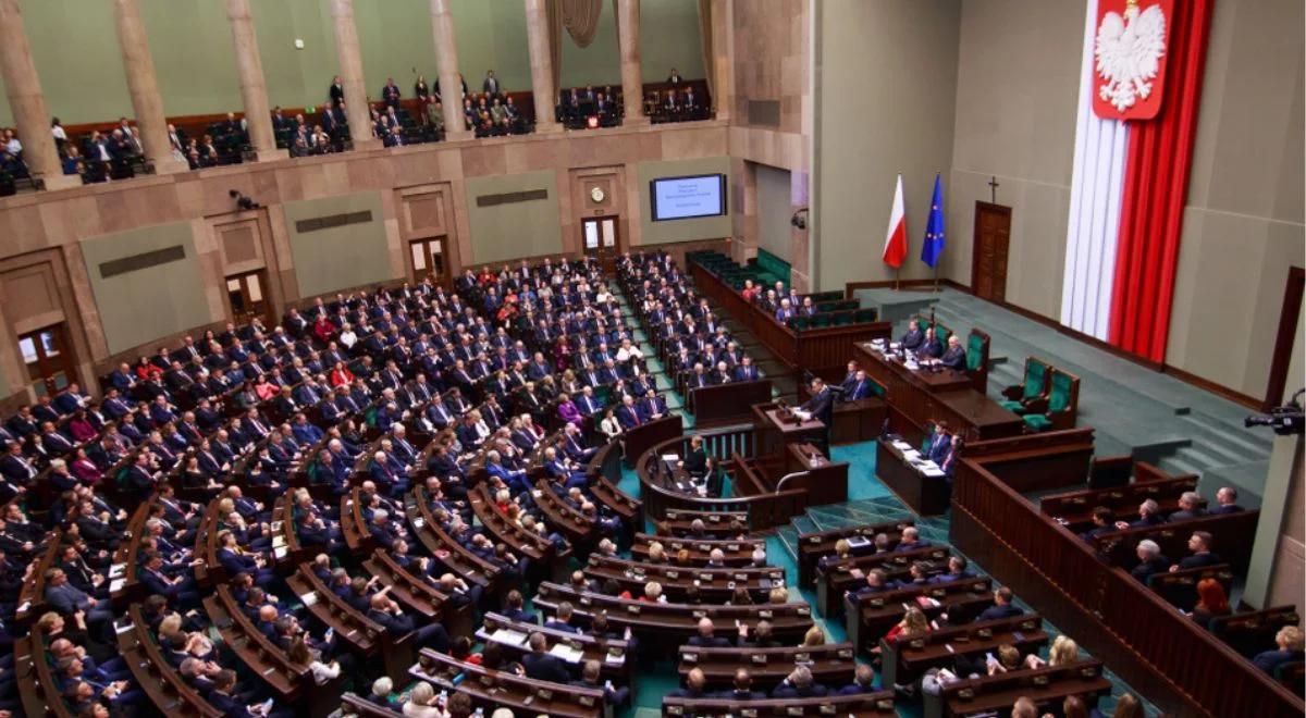 KO przed PiS. Zaskoczenie na podium. Jest nowy sondaż