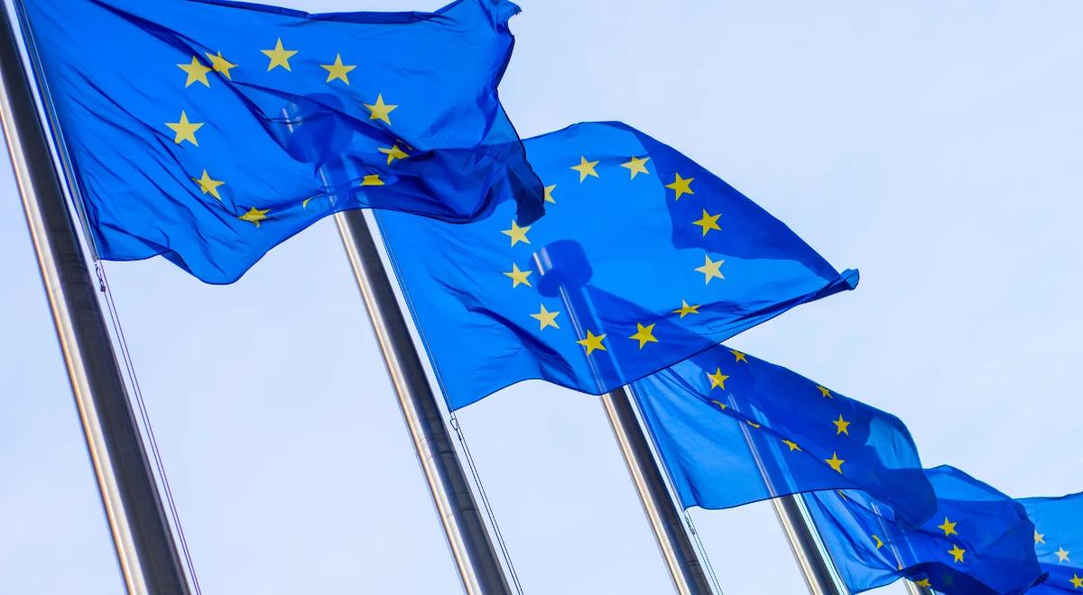 Szczyt UE zacieśni więzy obronne i potwierdzi porozumienie klimatyczne