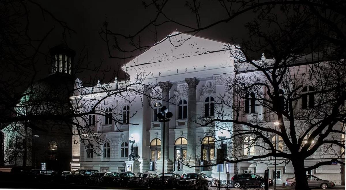 "Lalki, teatr, film, polityka" w warszawskiej Zachęcie 