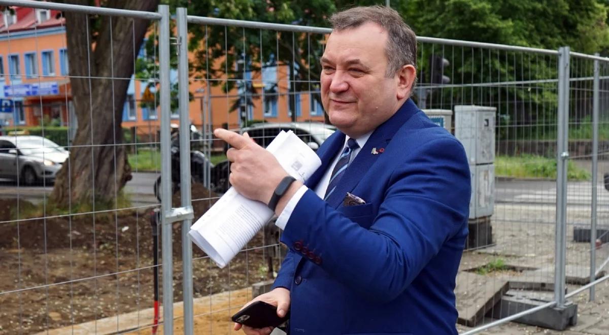 Afera melioracyjna. Dziennikarz Radia Szczecin: zeznania biznesmena obciążają senatora Gawłowskiego