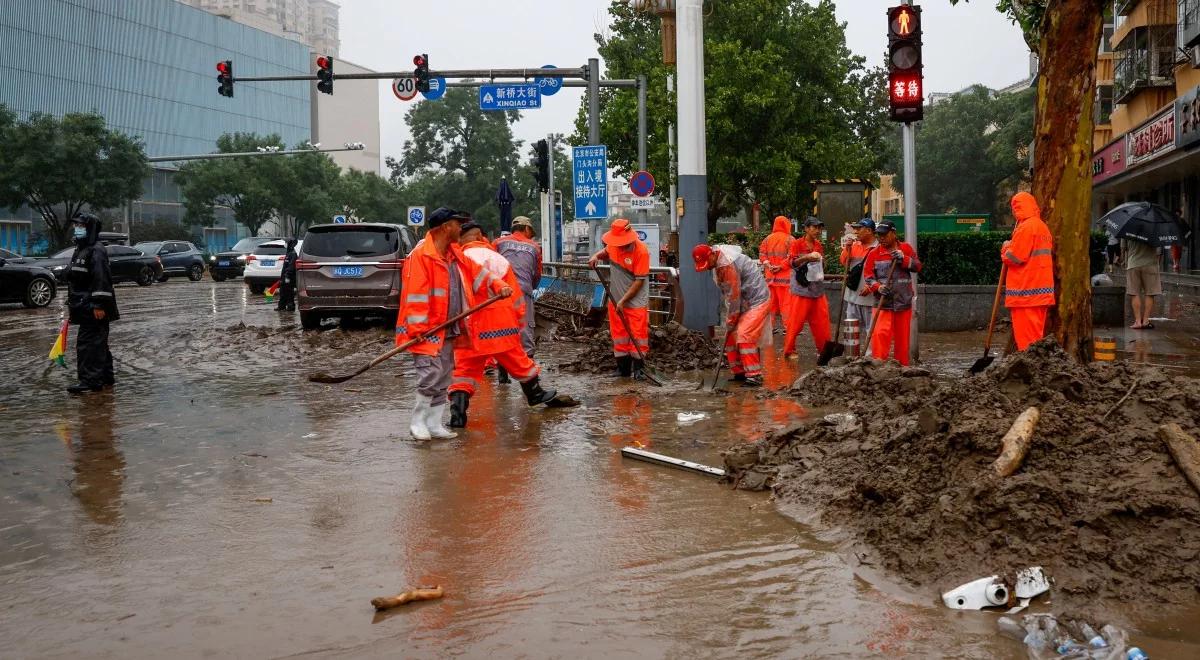 Tragiczny bilans ulew w Pekinie. Rośnie liczba ofiar, kilkadziesiąt osób jest zaginionych