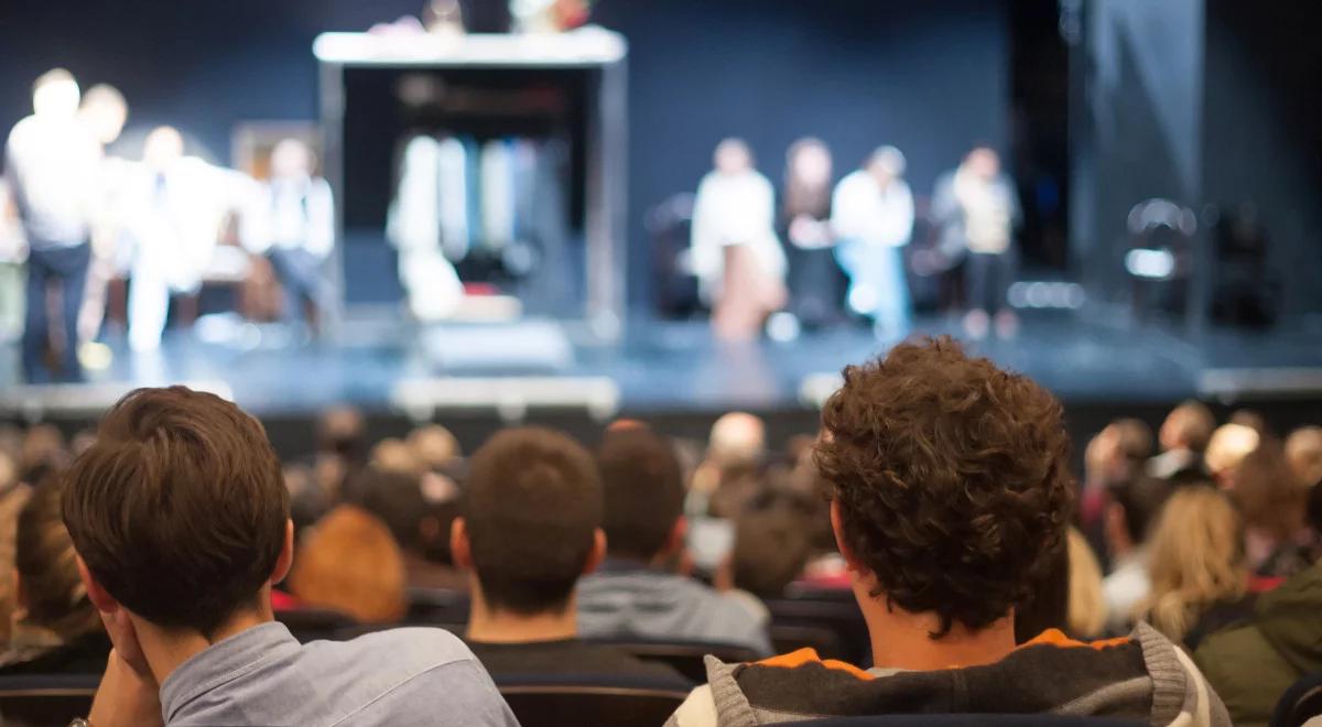 "Chcemy chronić ludzi i zespoły". Sytuacja teatrów niezależnych w czasie pandemii