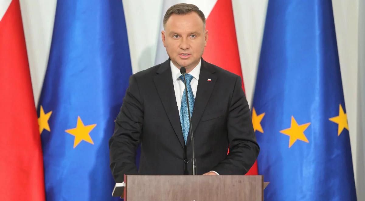 Sondaż CBOS: większość Polaków dobrze ocenia pracę Andrzeja Dudy