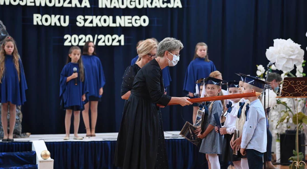 Ministerstwo Zdrowia: nie ma informacji o masowych zakażeniach w szkołach