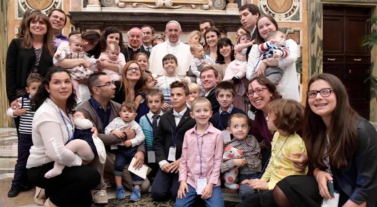 Papież Franciszek: różnica między mężczyzną a kobietą to bogactwo i część planu Bożego