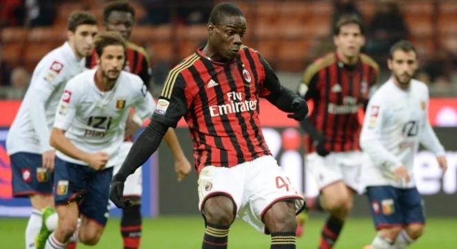 Serie A: piłkarze AC Milan zakładnikami wściekłych kibiców