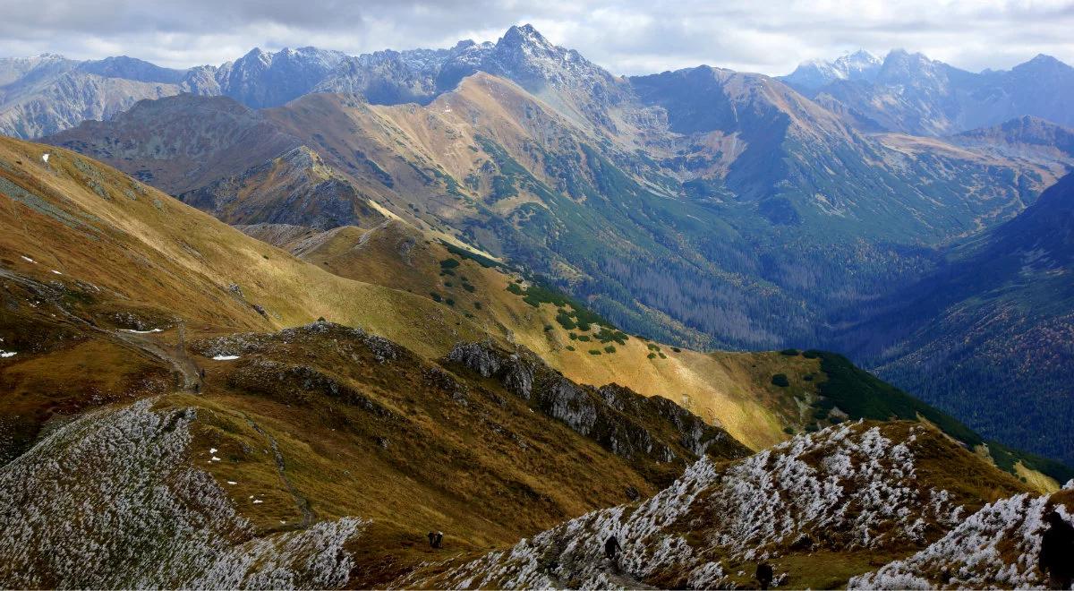 Kilka interwencji TOPR. Ratownicy reanimowali nurka w Dolinie Pięciu Stawów