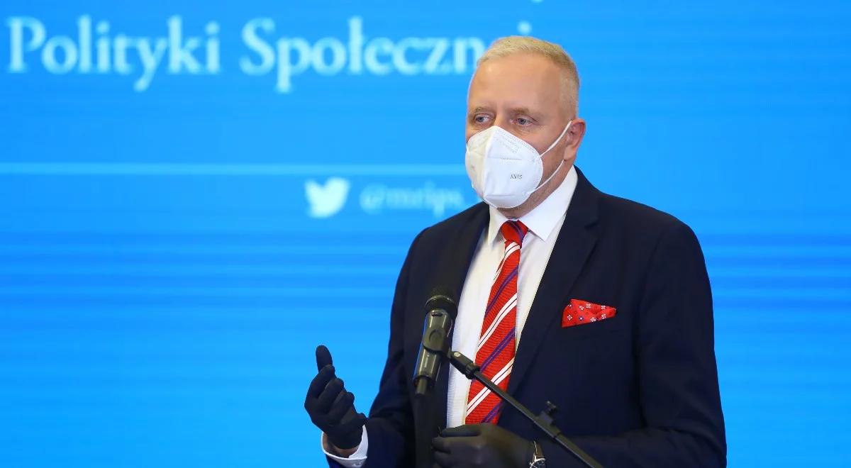 Dr Sutkowski apeluje: spędźmy Święta z tymi, z którymi mieszkamy