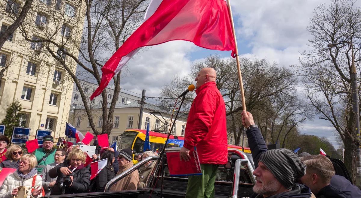 Sprawa handlu ludźmi ponownie przed sądem. Jednym ze skazanych jest lider "KOD-Kapeli"