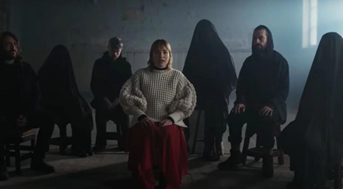 "Jest bardem swojej generacji". Krytycy brytyjskiego Guardiana wybrali płytę roku