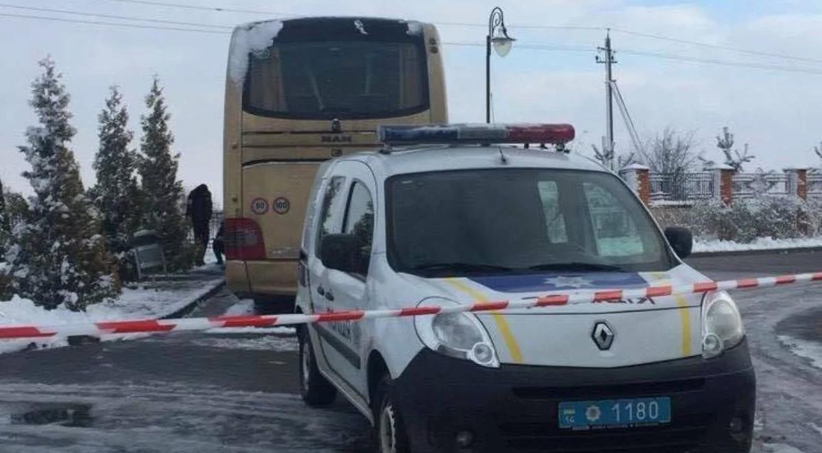 Ładunek wybuchowy pod polskim autokarem na Ukrainie. Oświadczenie MSZ 