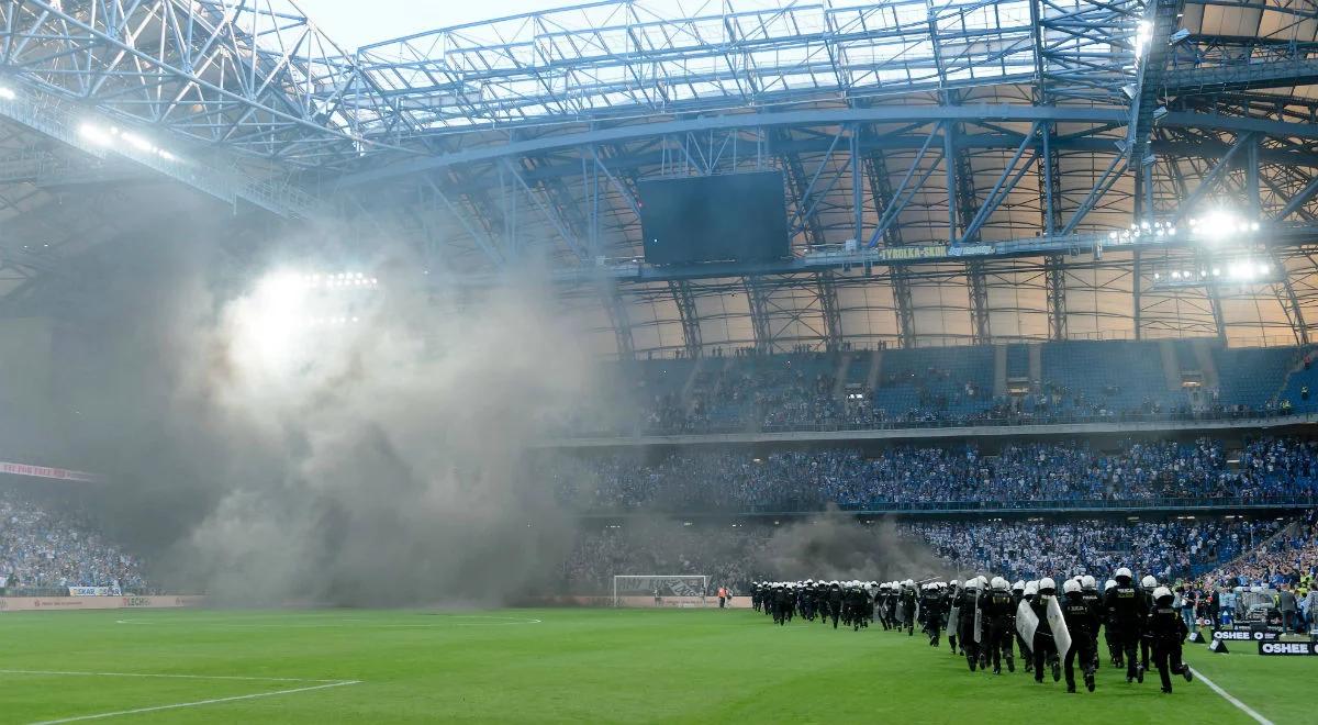 Ekstraklasa: zarzuty dla 24 pseudokibiców po meczu Lech Poznań - Legia Warszawa 
