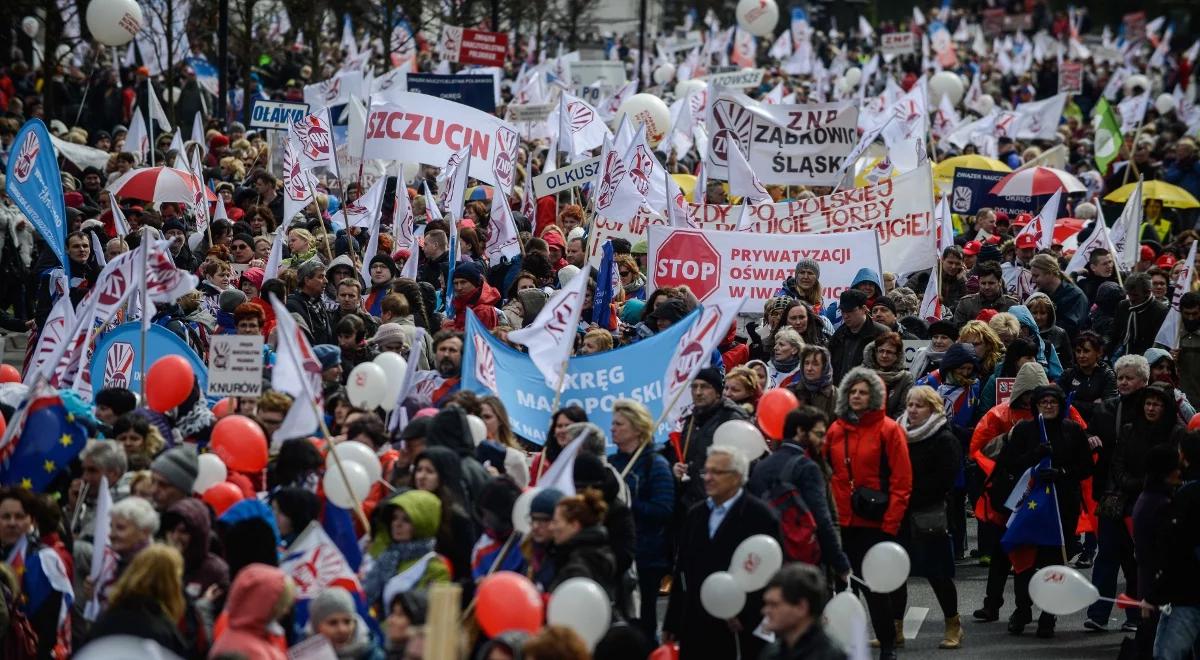 Manifestacja związkowców przeszła ulicami Warszawy