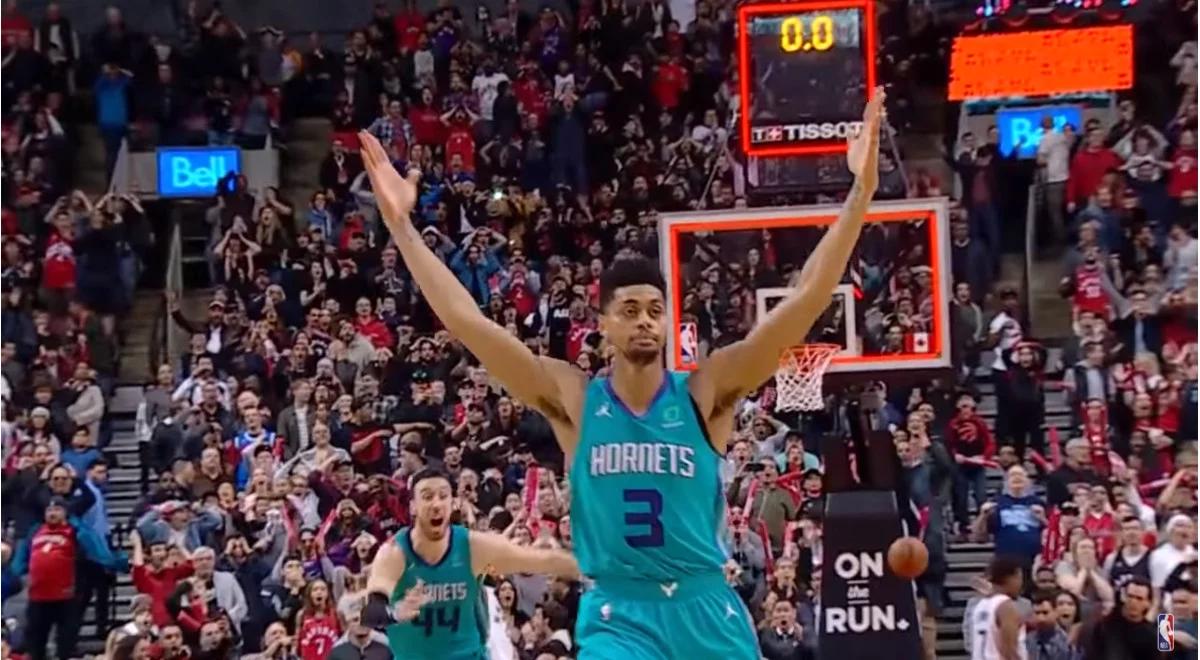 NBA: Hornets wygrali z Raptors po niewiarygodnym rzucie z połowy boiska 