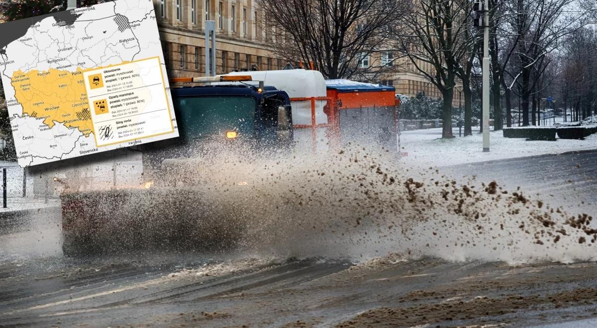 Uwaga kierowcy! Śnieg i marznący deszcz utrudniają jazdę. Przedstawiamy najnowszy raport z dróg