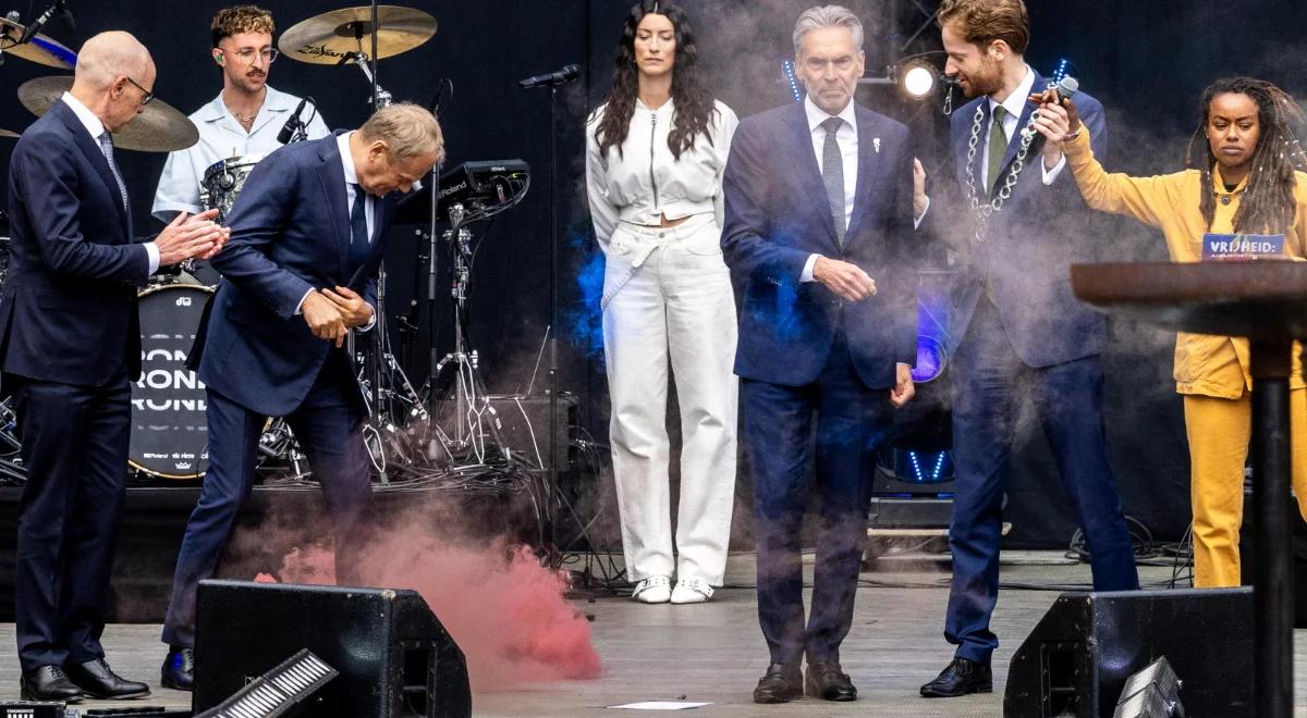 Tusk komentuje incydent z racą. "Znamy te emocje"