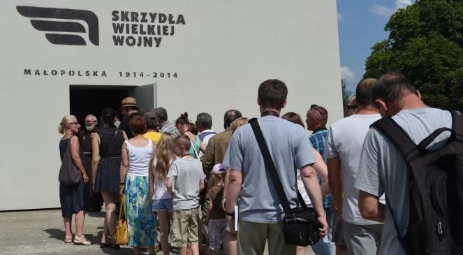 Samoloty z I wojny światowej można od dziś oglądać w Krakowie