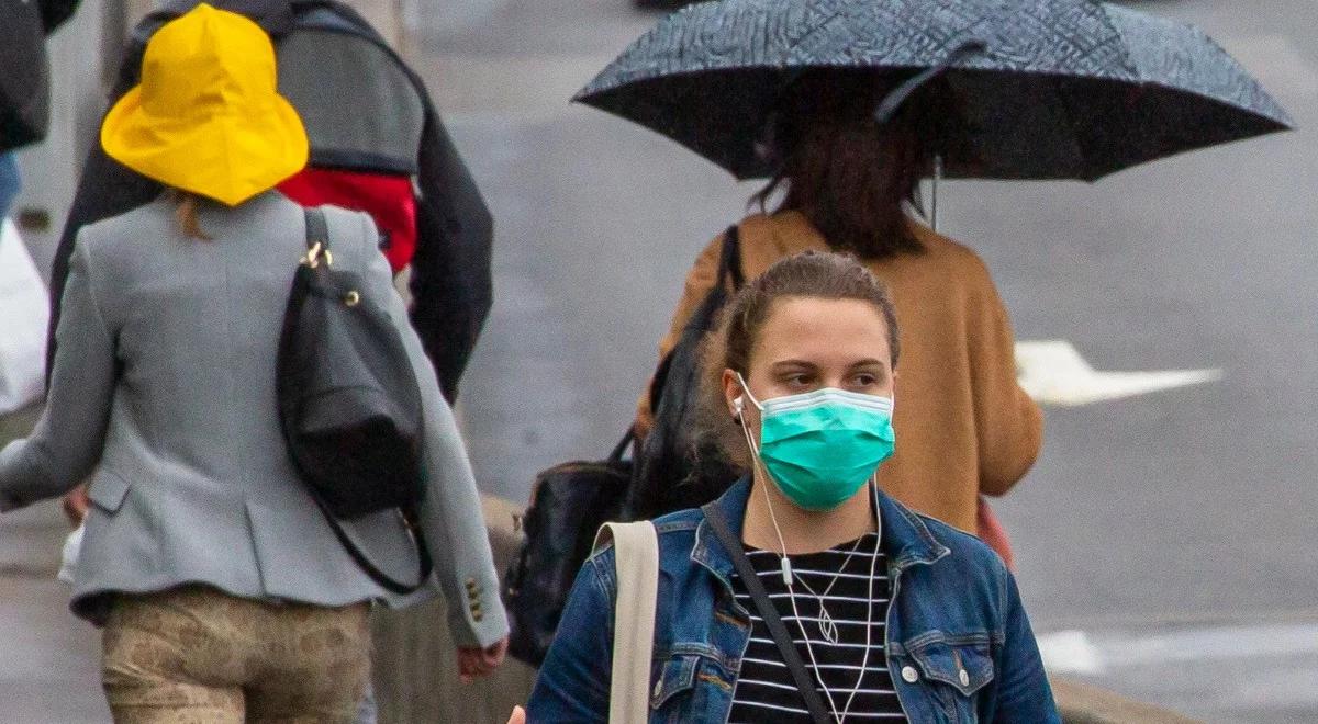 Pandemia COVID-19. Rzecznik resortu zdrowia: chcemy zmniejszyć dystans i poszerzyć bazę kibiców