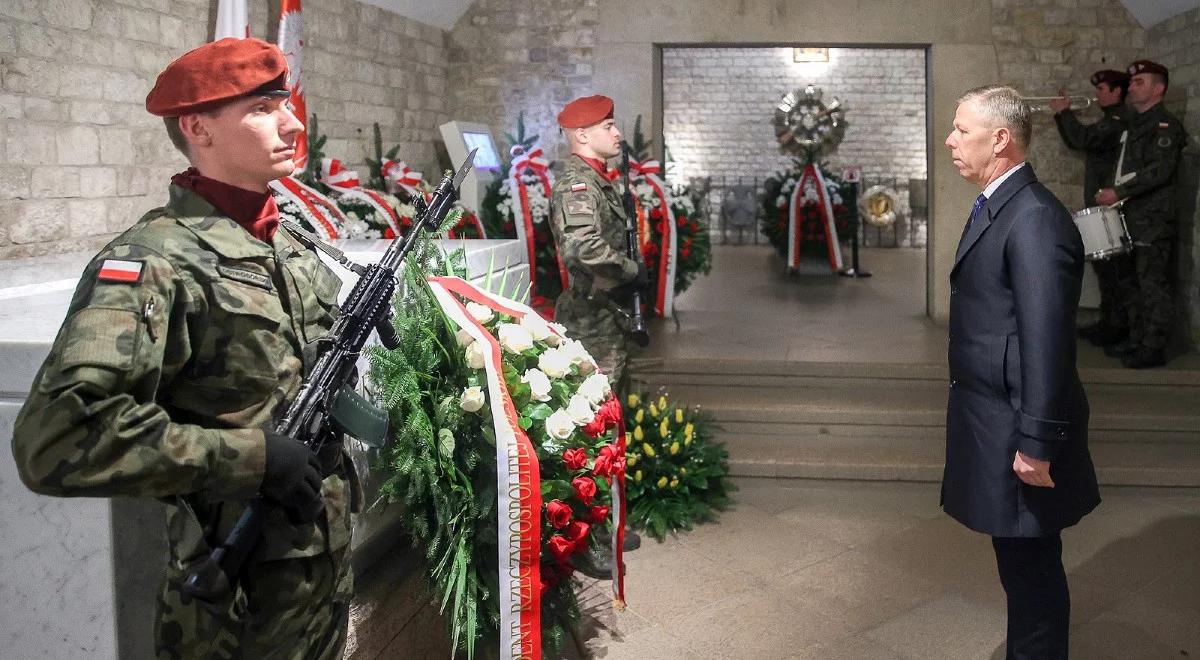 12. rocznica pogrzebu Lecha i Marii Kaczyńskich. Uroczystości na Wawelu