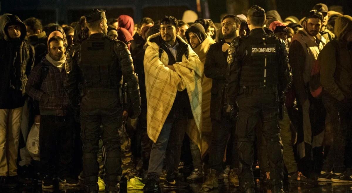 Francja: likwidacja dzikich obozów uchodźczych. MSW zapowiada następne takie operacje