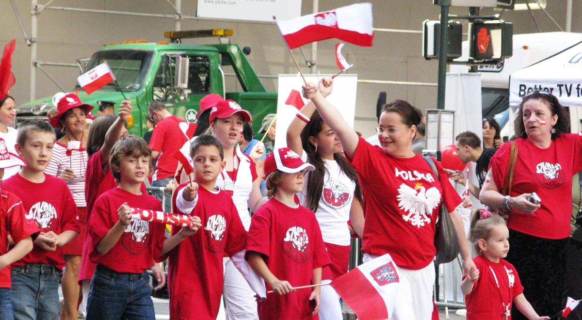 Senat nagrodził dziennikarzy, którzy zwyciężyli w konkursie „Polska rodzina poza Polską"