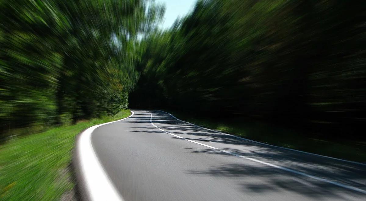 Dolny Śląsk: ponad 65 mln zł z PROW na budowę i remonty dróg lokalnych