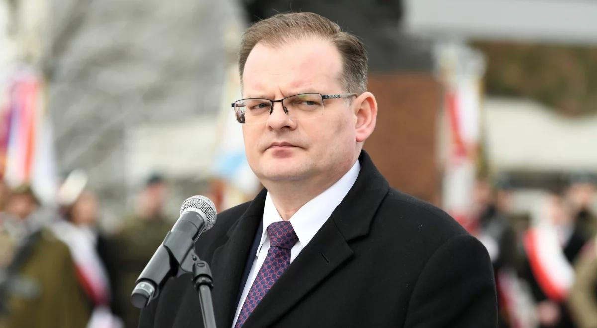 Powązki Wojskowe mają być "nekropolią narodową". Jan Józef Kasprzyk zapowiada ustawę