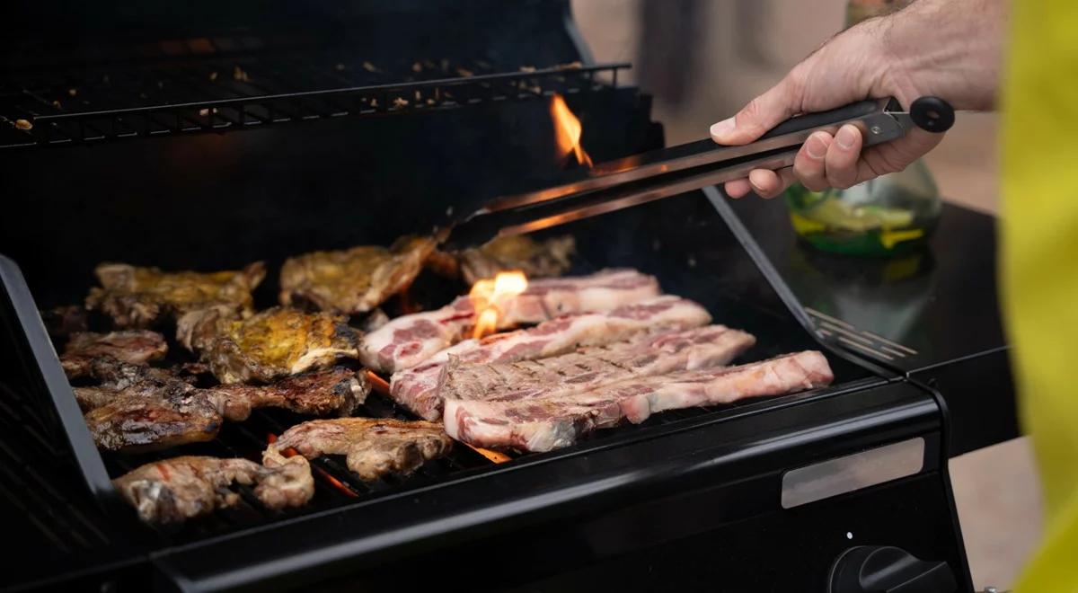 Polacy stracą długi weekend majowy? Petycja w Senacie