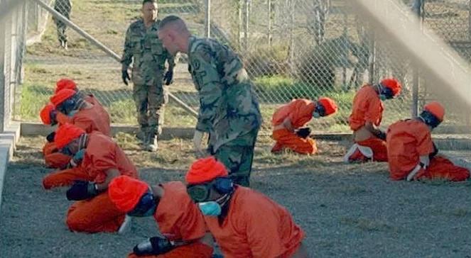 USA: afgańscy więźniowie po 10 latach opuścili więzienie w Guantanamo