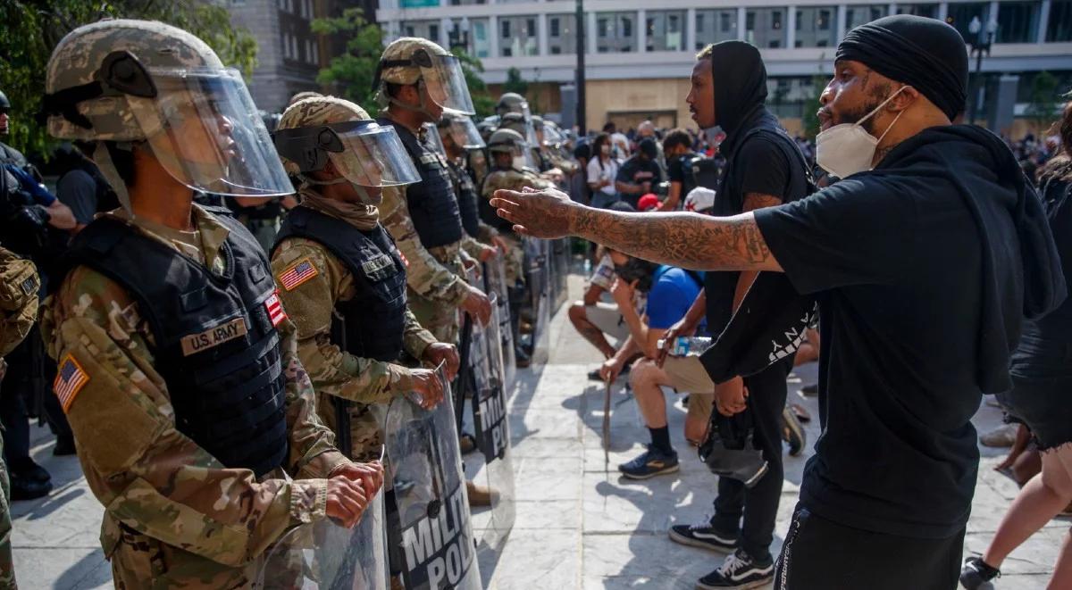 Fala protestów w USA. Polak mieszkający w Chicago: nigdy nie było takiej eskalacji zamieszek 