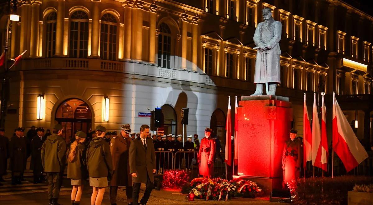 "To okazja, by podziękować wszystkim polskim żołnierzom". W Warszawie odbył się "Capstrzyk Niepodległości"